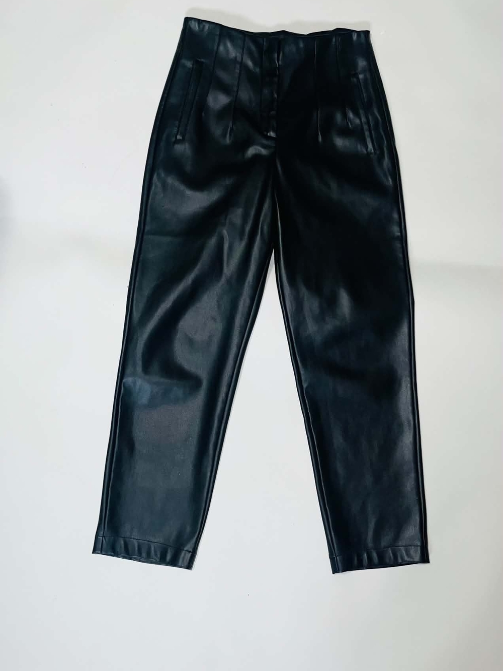Aron & Amber Black Faux Leather High-Waist Tapered Pants Size S